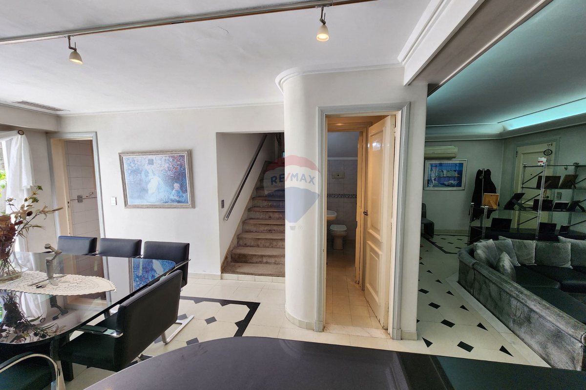 Foto 5 — Venta Casa 5 amb c/ cochera en Bernal Centro