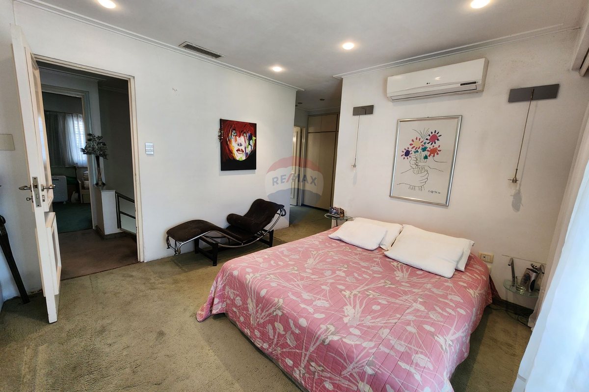 Foto 26 — Venta Casa 5 amb c/ cochera en Bernal Centro