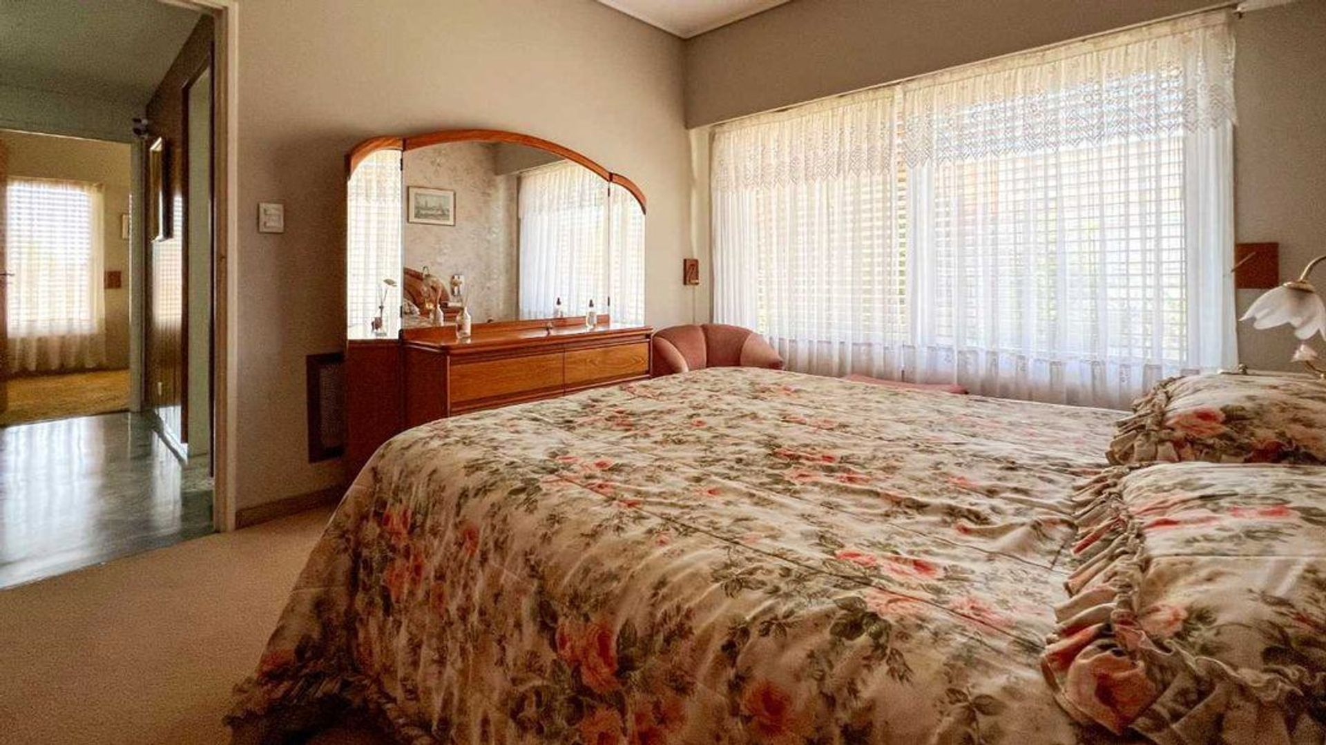 Foto 16 — Venta casa Barrio Parque Bernal sobre dos lotes