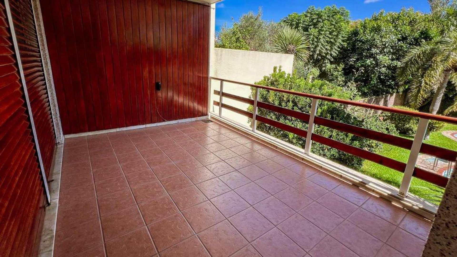 Foto 27 — Venta casa Barrio Parque Bernal sobre dos lotes