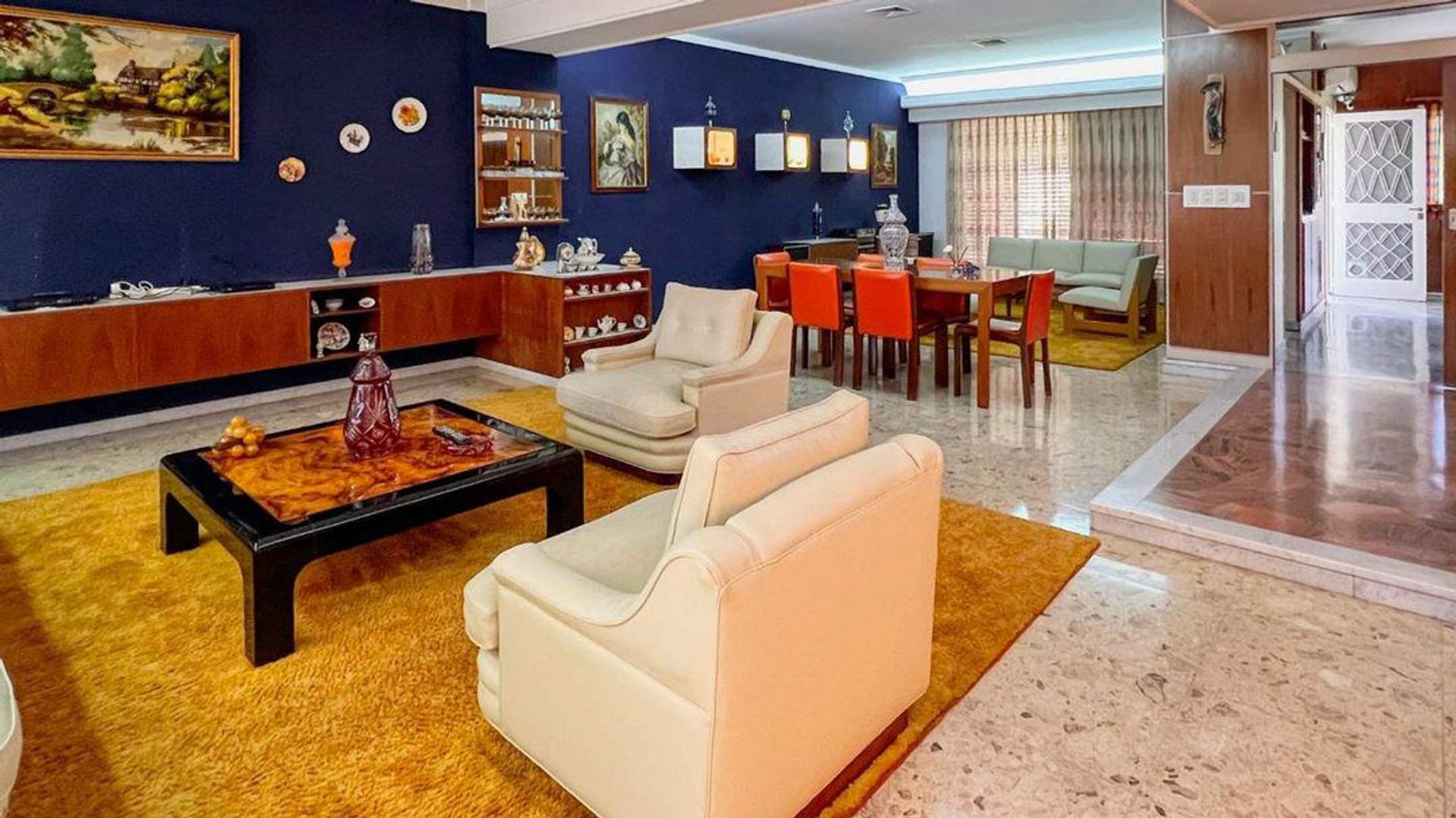 Foto 5 — Venta casa Barrio Parque Bernal sobre dos lotes