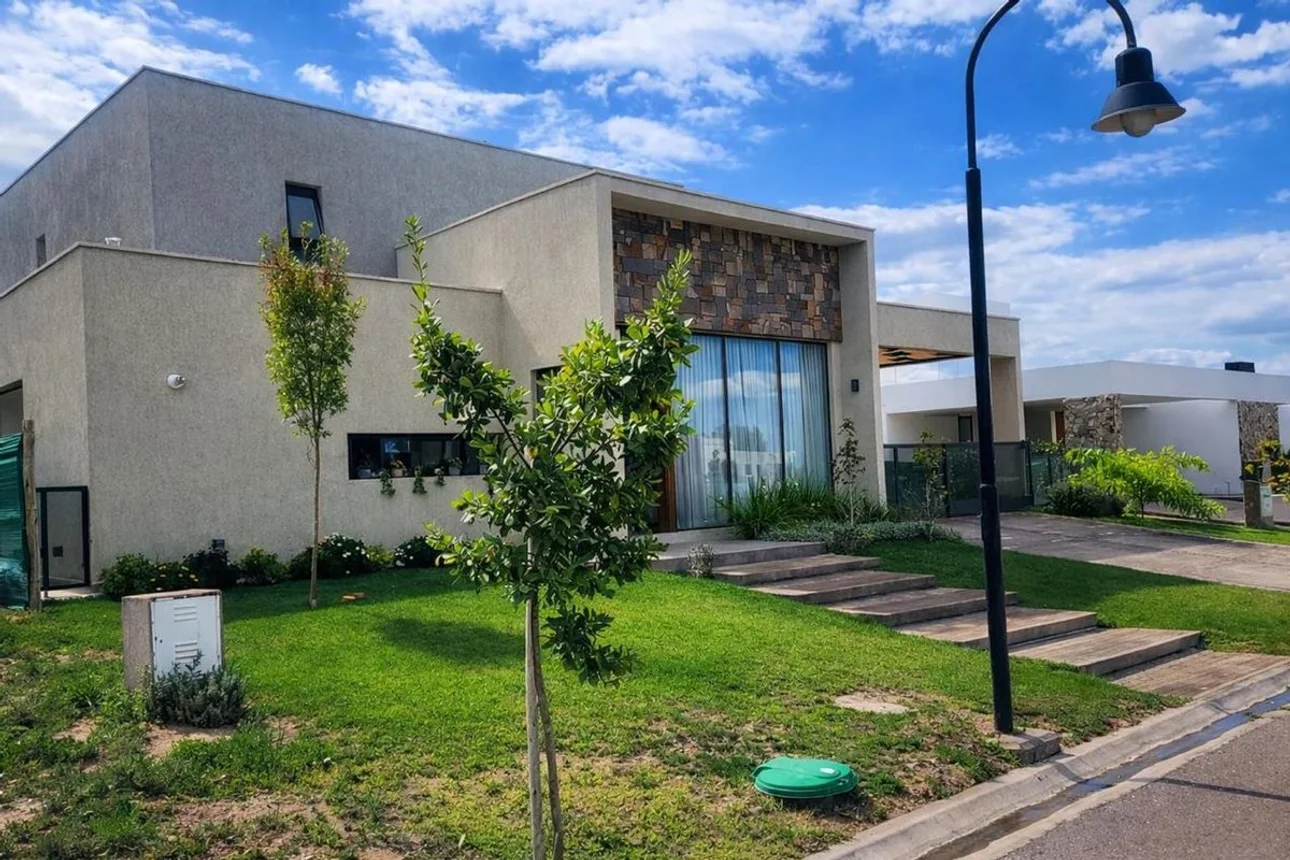 Casa de 4 ambientes en alquiler en Luján de Cuyo, Mariano Boedo 2800, foto 3