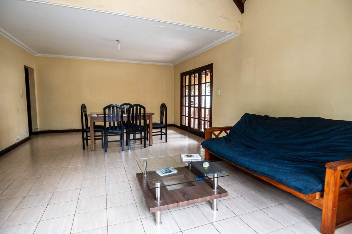 CASA ALQUILER COMERCIAL AV REYES CATOLICOS - foto 13