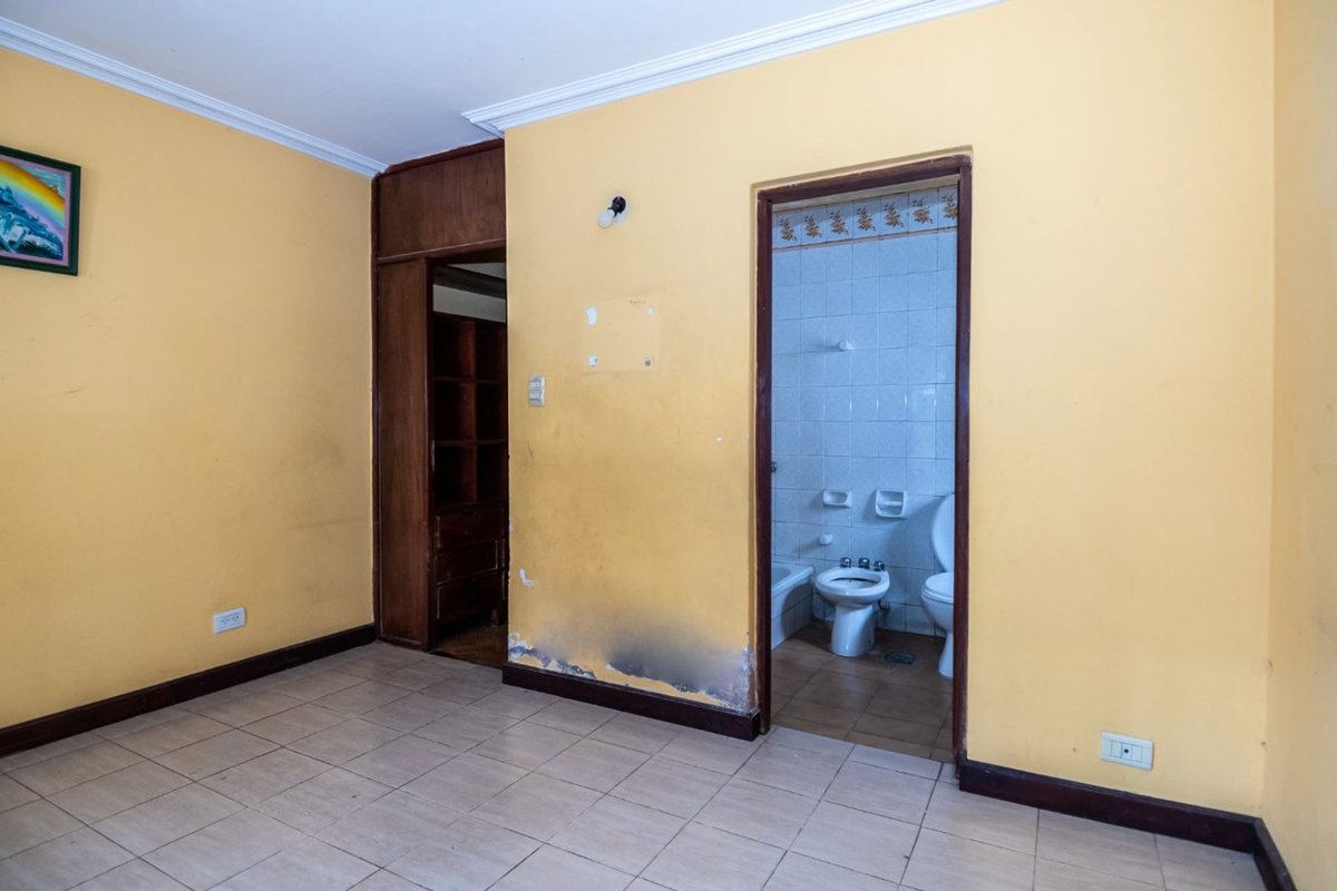 CASA ALQUILER COMERCIAL AV REYES CATOLICOS - foto 18