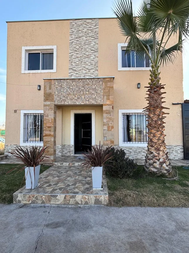 Casa en venta en Luján de Cuyo