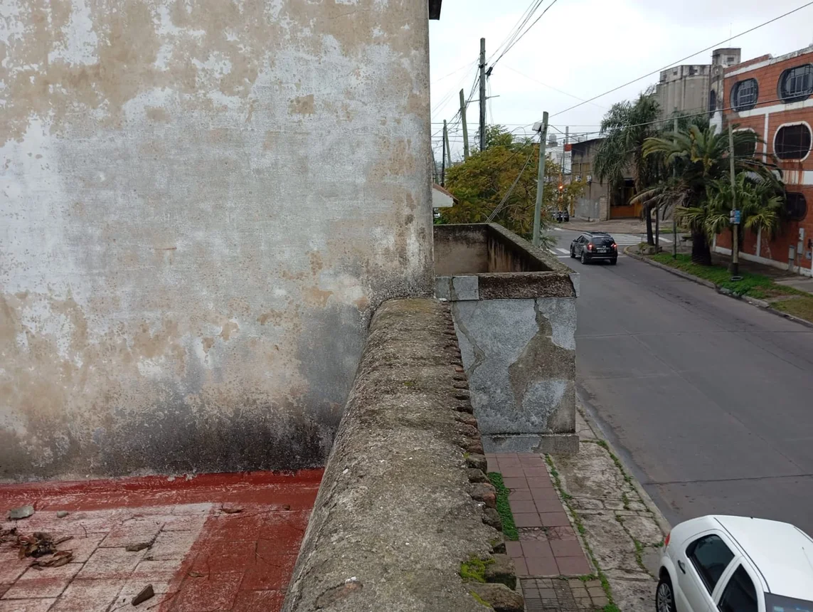 Casa de 4 ambientes en venta en Gerli, Camino General Belgrano 1600, foto 2