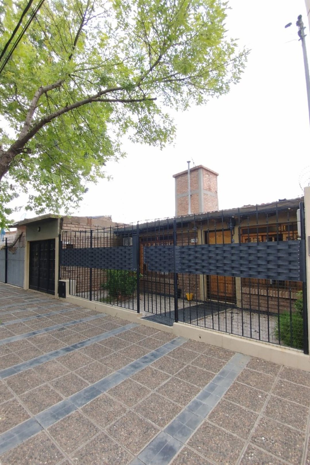 Casa de dos dorm. cercano al Torreon