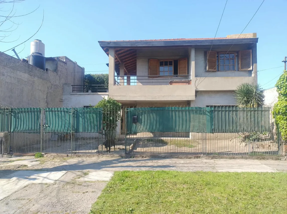 Casa en venta en Lanús Oeste