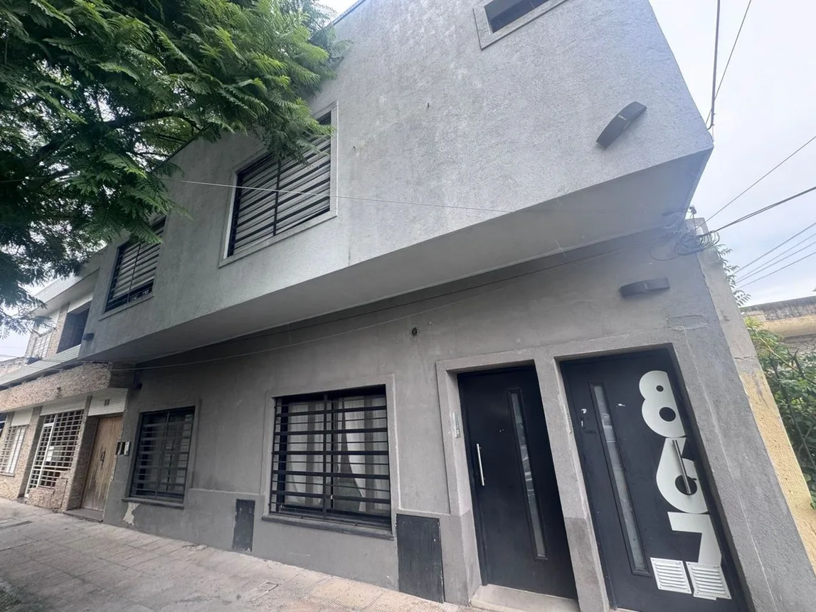 PH de 2 ambientes en venta en Quilmes, Martín Rodríguez 800, foto 2