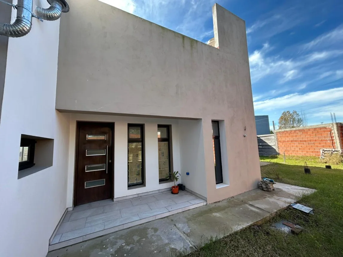 Casa en venta en Manuel B. Gonnet, foto 3