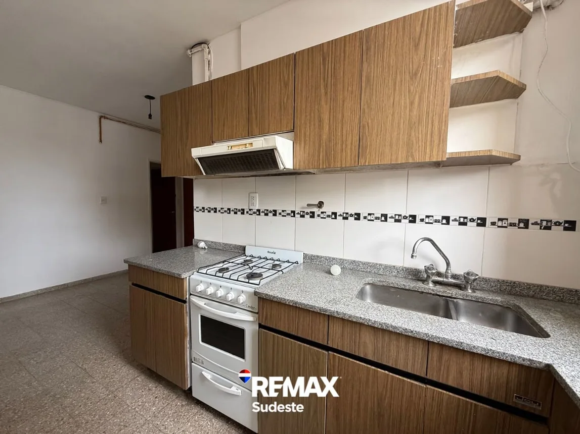 Departamento de 4 ambientes en venta en Bahía Blanca, Zapiola 100, foto 4