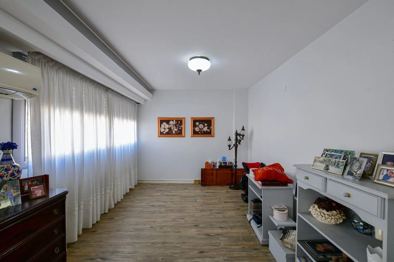 Departamento de 5 ambientes en venta en La Plata, 48 Entre 8 y 9 600, foto 3