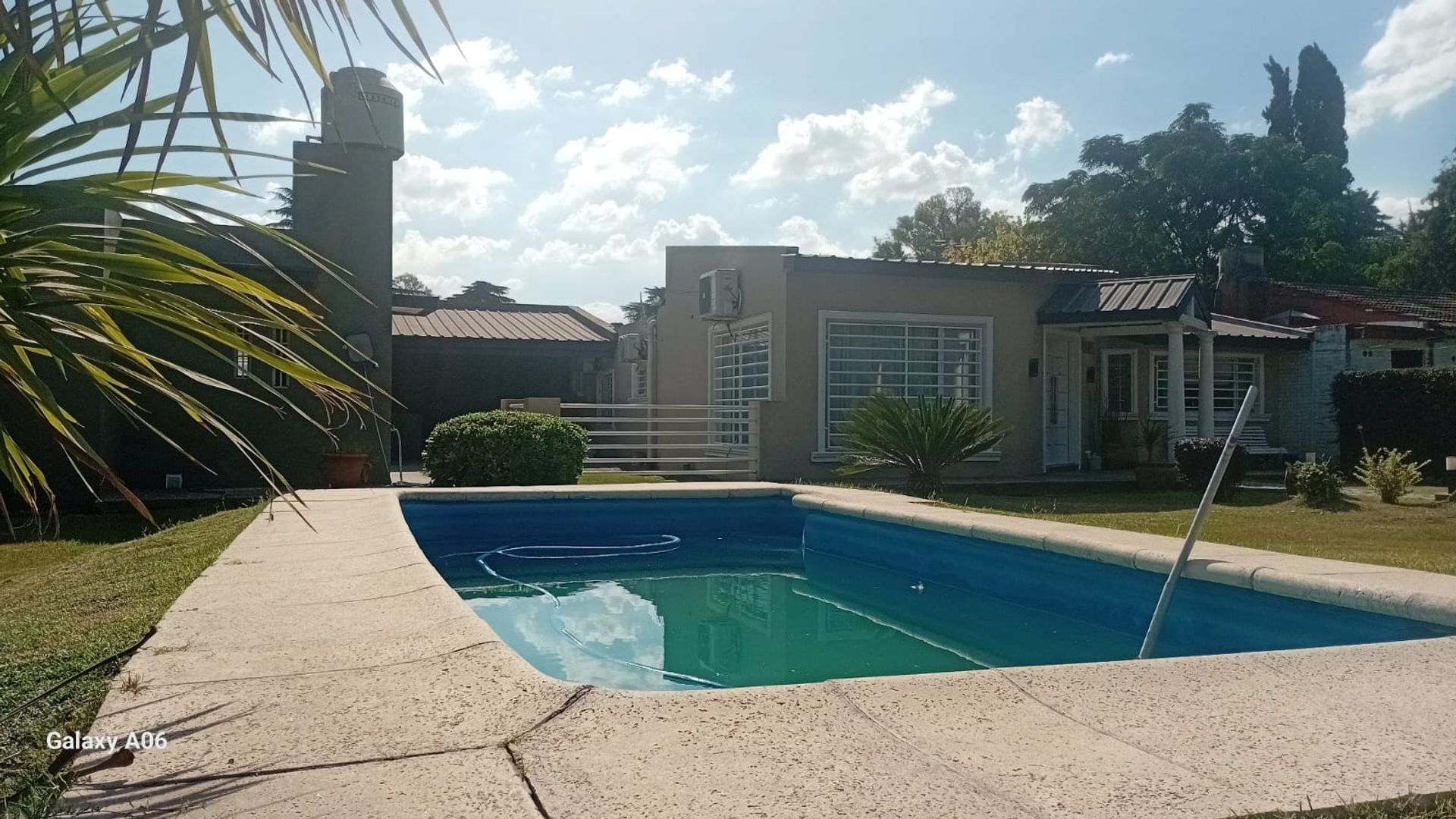 Foto 10 — QUINTA EN VENTA 4 AMBIENTES CON PILETA Y QUINCHO