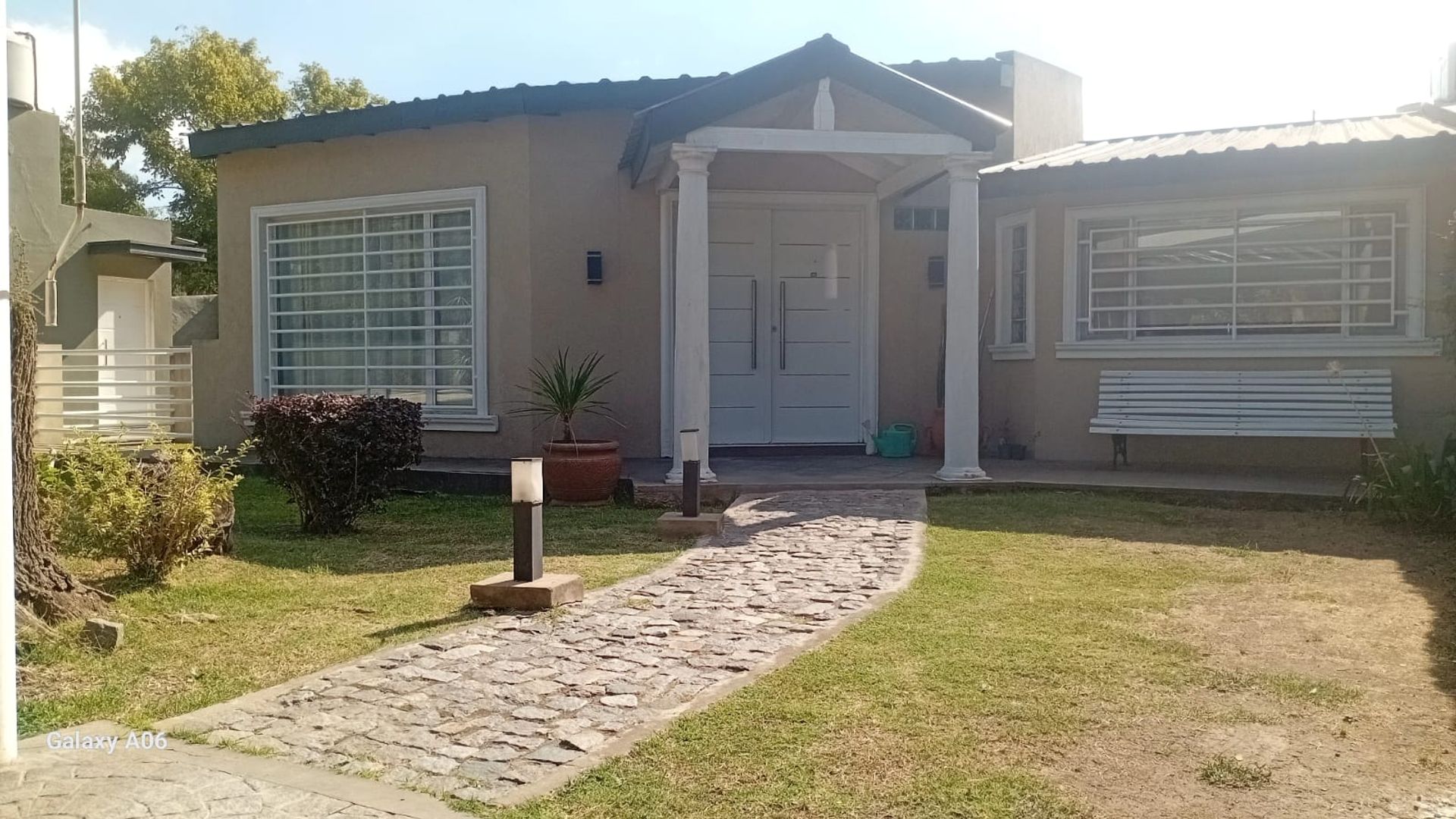 Foto 7 — QUINTA EN VENTA 4 AMBIENTES CON PILETA Y QUINCHO