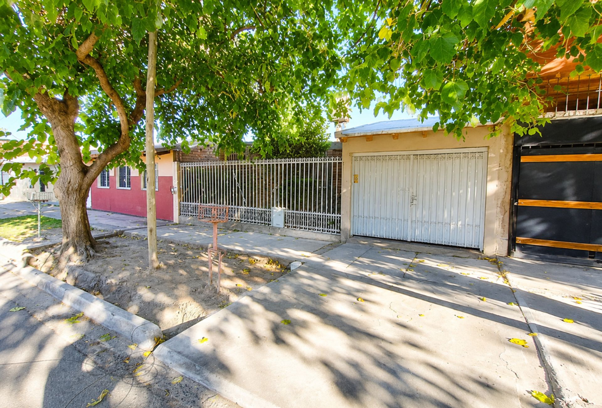 Casa en J  Newbery 4600