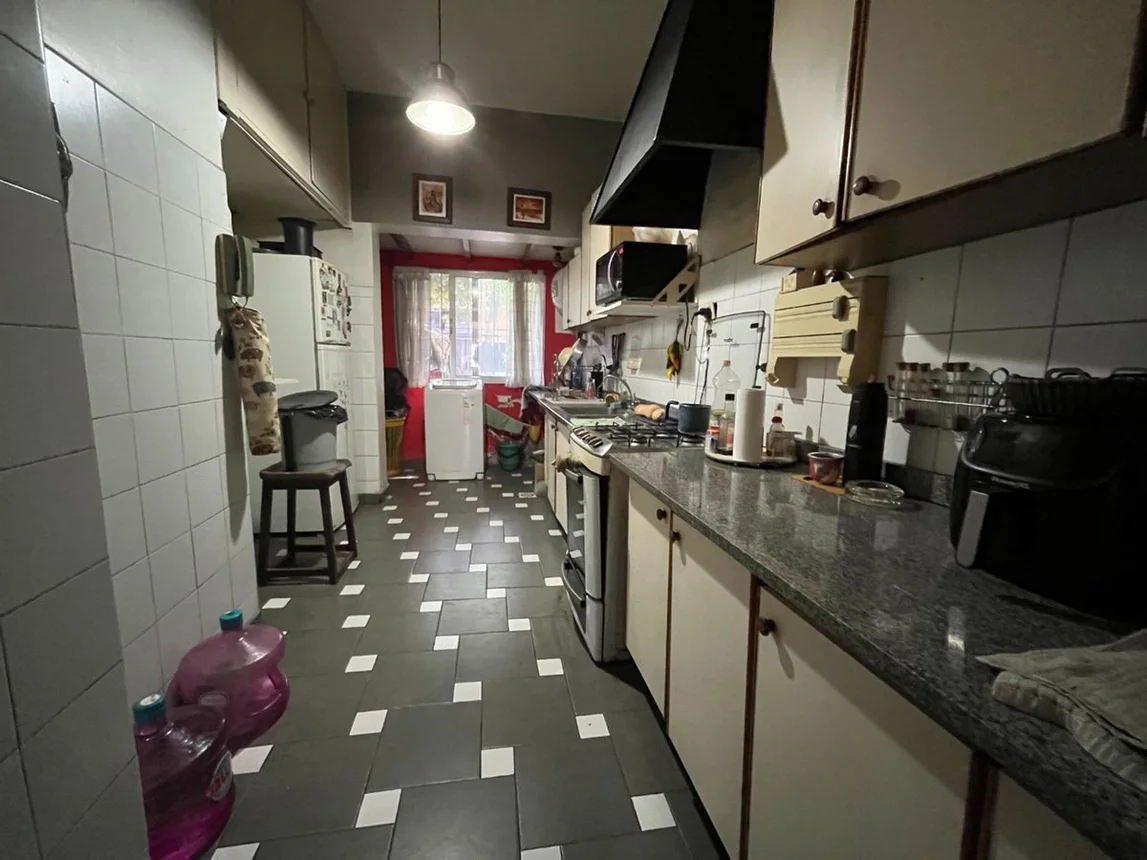 Excelente casa en adrogue, 5 ambientes, foto 5