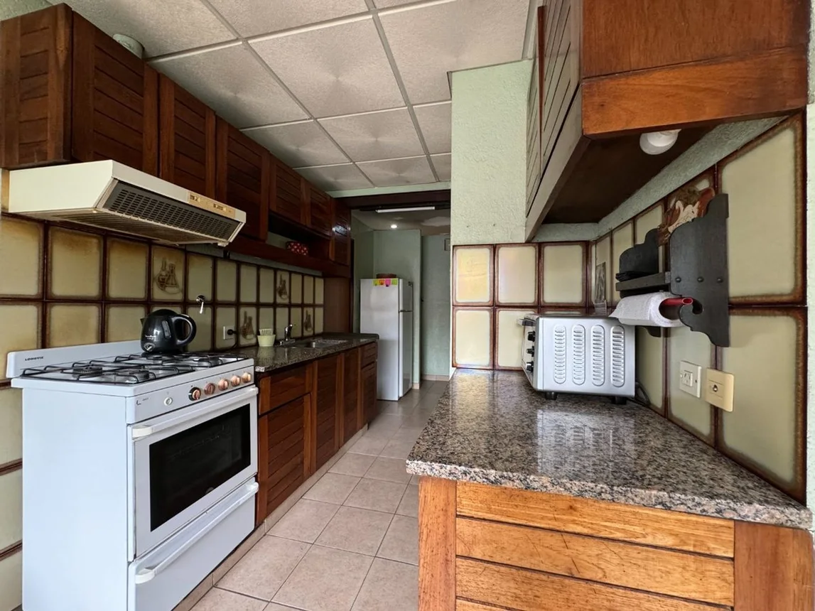 Casa de 4 ambientes en venta en Castelar, Santiago Dabove 600, foto 5