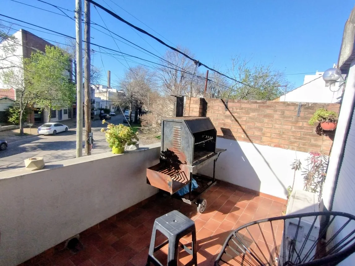 Casa en venta en La Plata, foto 2