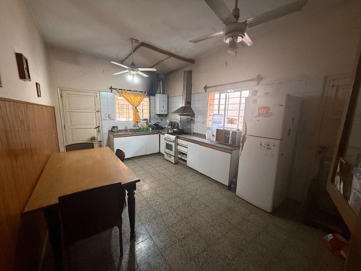 Foto 8 — VENTA/CASA 3 DORMITORIOS/SOBRE AVENIDA