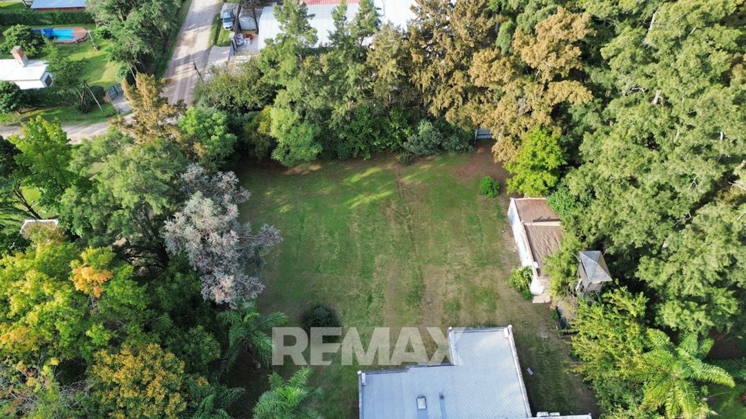 VENTA LOTE LA LONJA PILAR PROX A RUTA8 Y SARAVI
