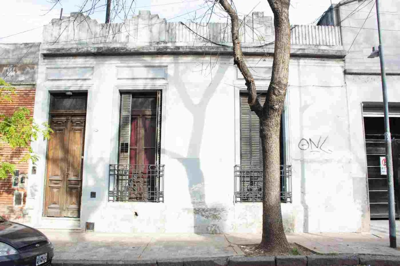 Casa de 8 ambientes en venta en Parque Patricios, Inclán 2300, foto 2
