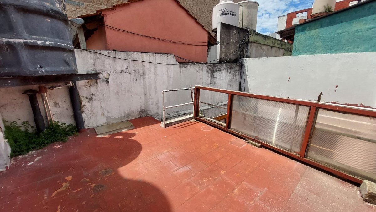 Foto 20 — VENTA PH 3 AMB PATIO Y TERRAZA A RECICLAR LINIERS