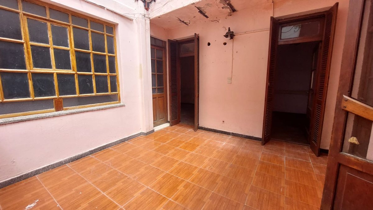 VENTA PH 3 AMB PATIO Y TERRAZA A RECICLAR LINIERS