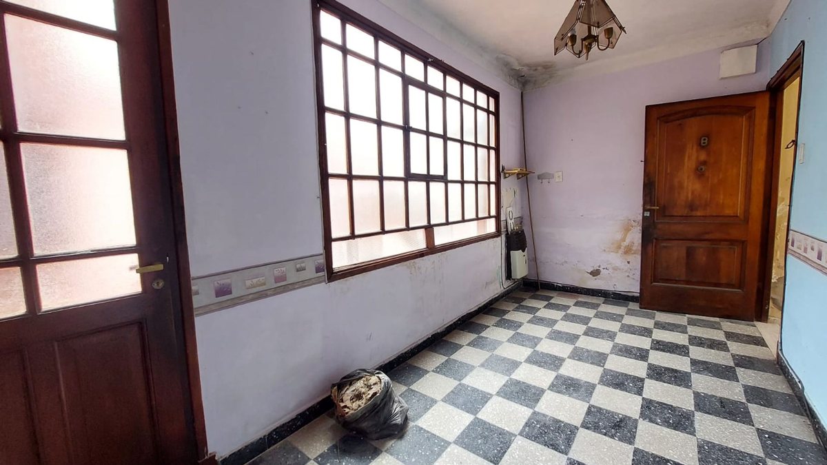 Foto 5 — VENTA PH 3 AMB PATIO Y TERRAZA A RECICLAR LINIERS