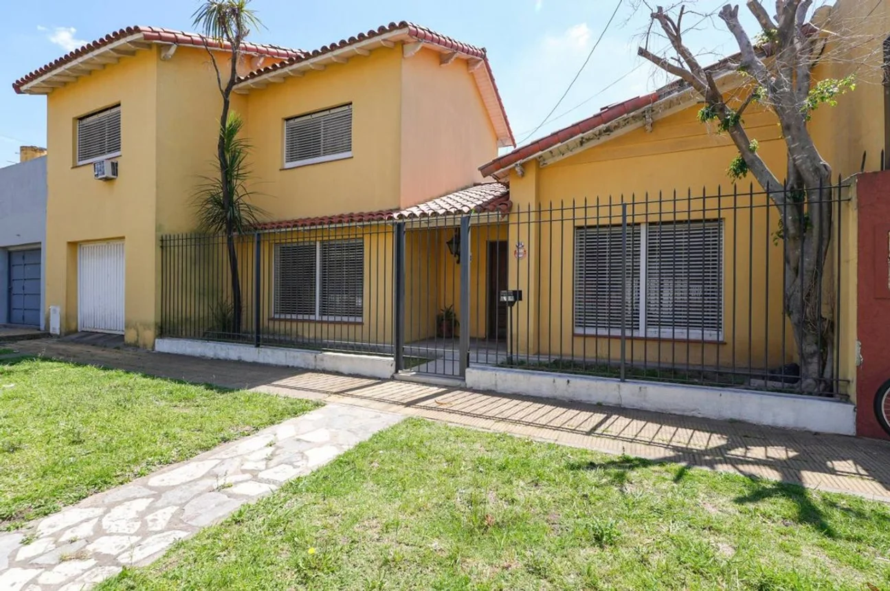 Casa en venta en Ramos Mejía, foto 3