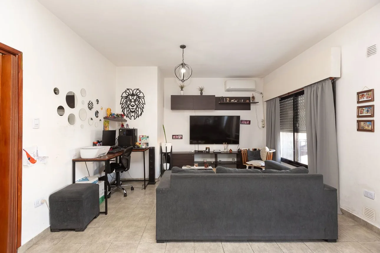 PH de 3 ambientes en venta en El Palomar, Capitán Claudio Rosales 1200, foto 2