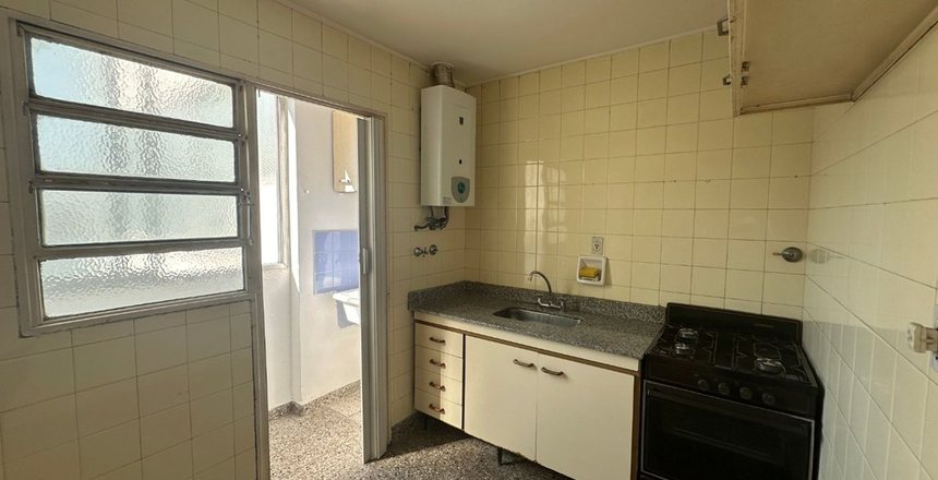 2 AMBIENTES SÚPER LUMINOSOS- EN EXCELENTE ESTADO