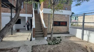 CASA DE TRES DORMITORIOS EN 2 PLANTAS