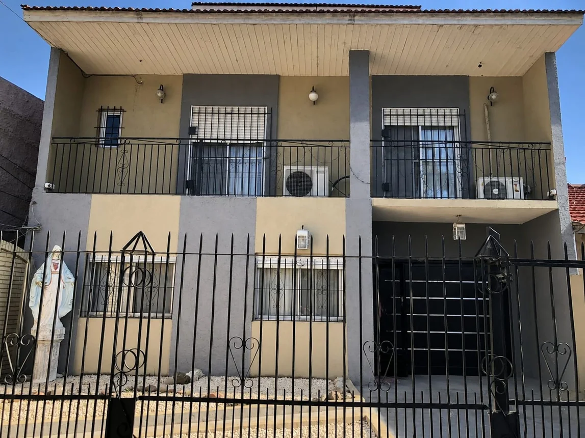 Casa de 5 ambientes en venta en Monte Chingolo, Luis José de Chorroarín 3300