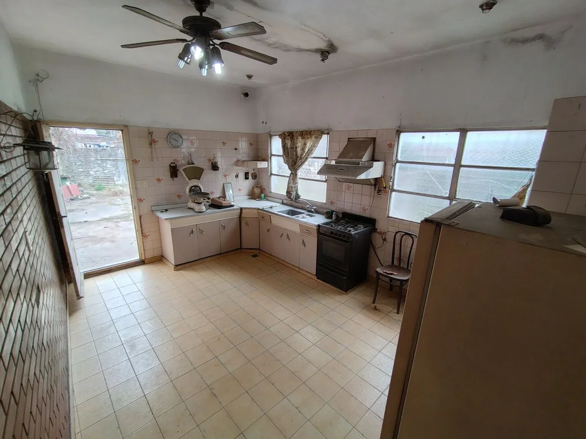 Casa de 3 ambientes en venta en Merlo, Roberto J. Payró 2400, foto 4