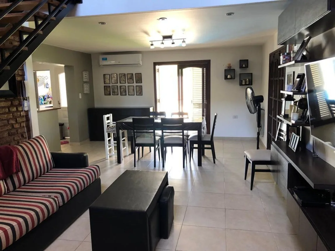 Casa de 4 ambientes en venta en Manuel B. Gonnet, 15 Bis E/ 493 Bis y 494 3800, foto 4