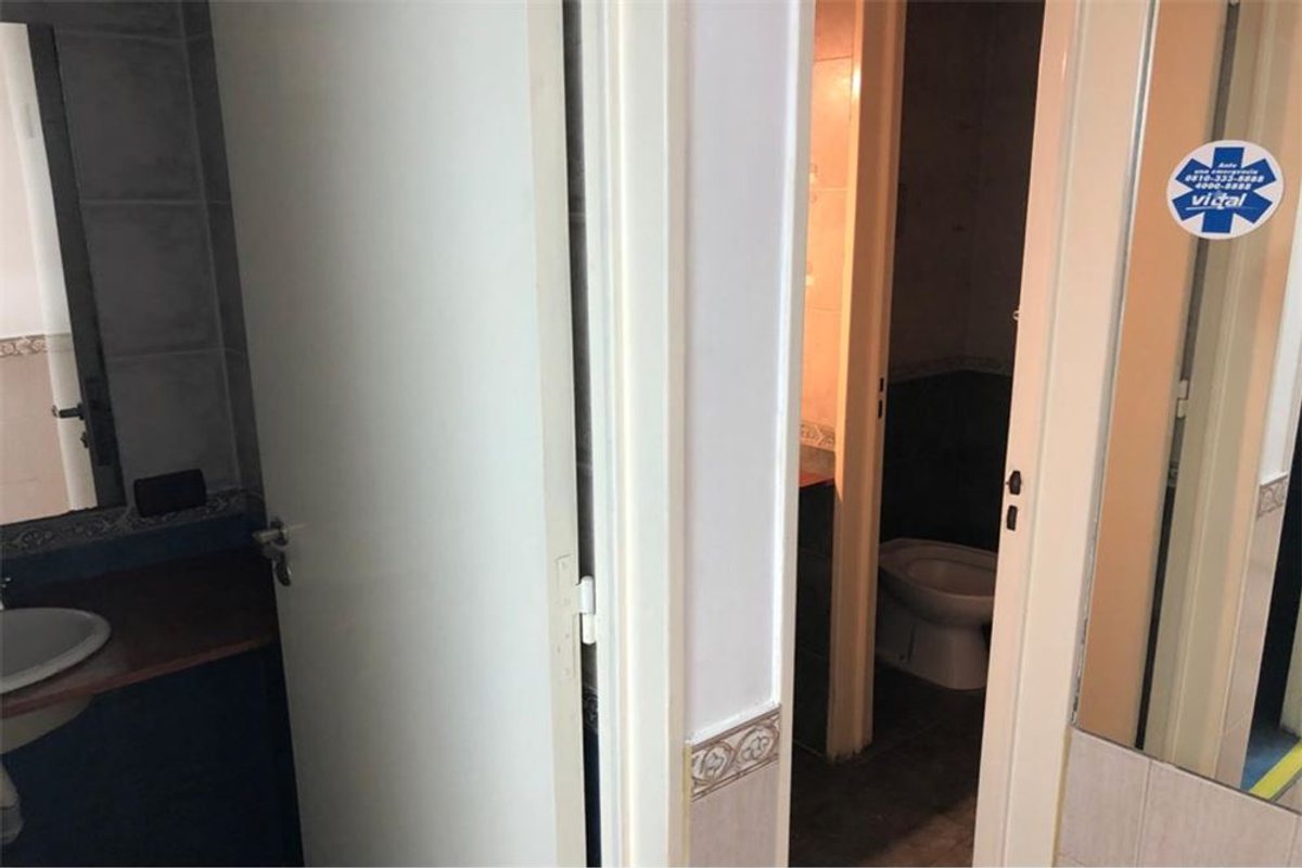 Foto 17 — LOCAL - VENTA - MONTSERRAT - 300 M2