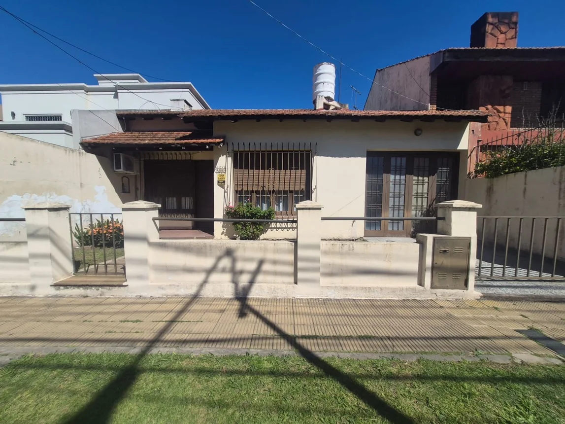 Casa en venta en San Antonio de Padua, Pte. Dr. Raúl Ricardo Alfonsín 1300