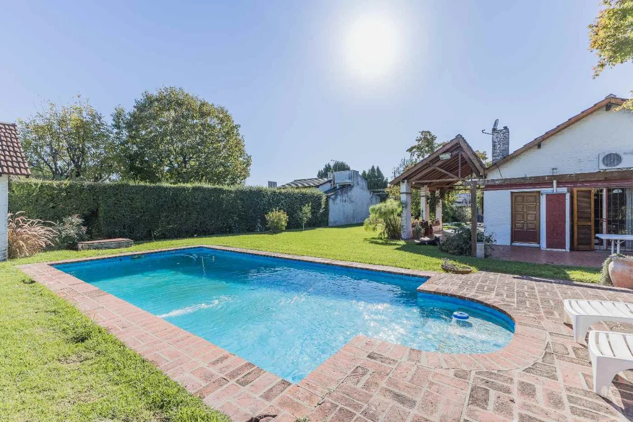 Casa en venta en Pilar, foto 3