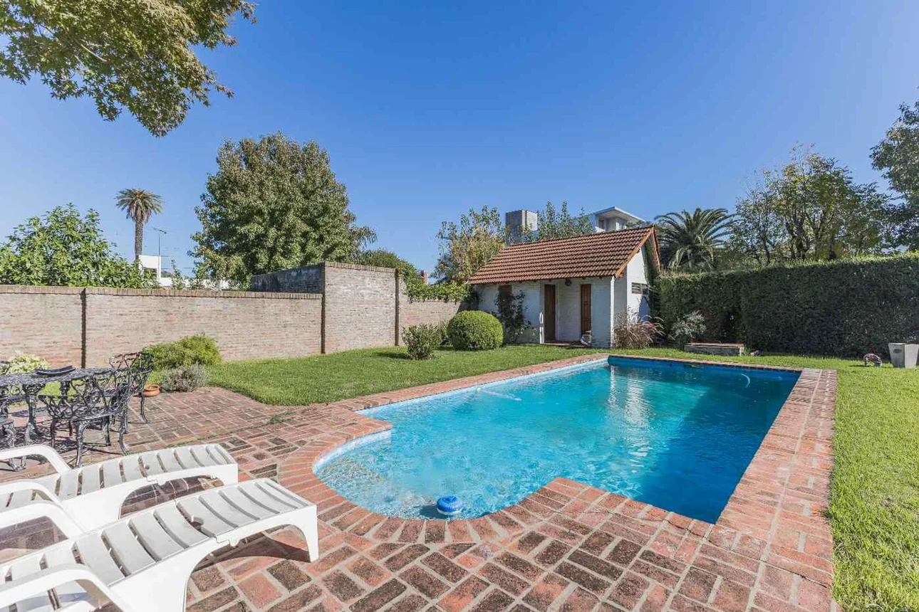 Casa en venta en Pilar, foto 2