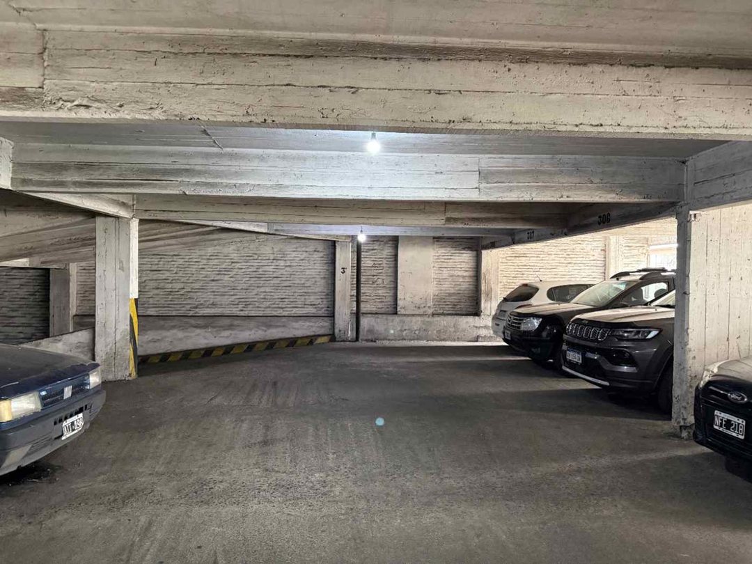 VENTA COCHERAS ZONA CENTRO OPORTUNIDAD