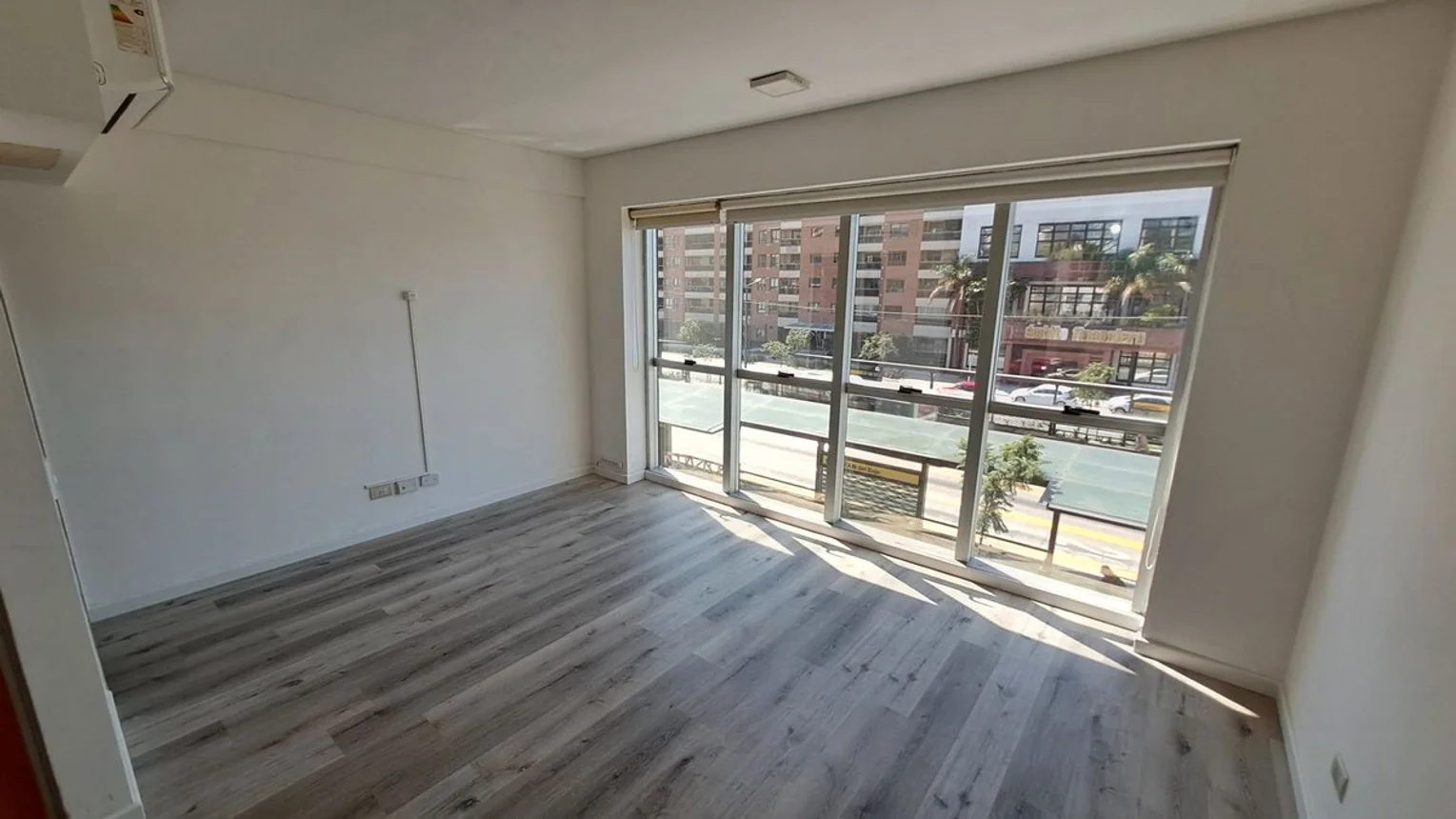 Monoambiente en alquiler en San Telmo, Avenida Paseo Colón 1100