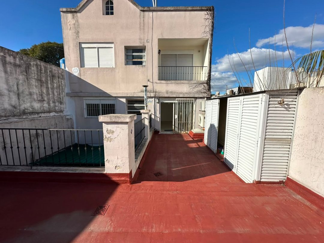 PH en Venta Dos Amb en Villa Urquiza con Patio