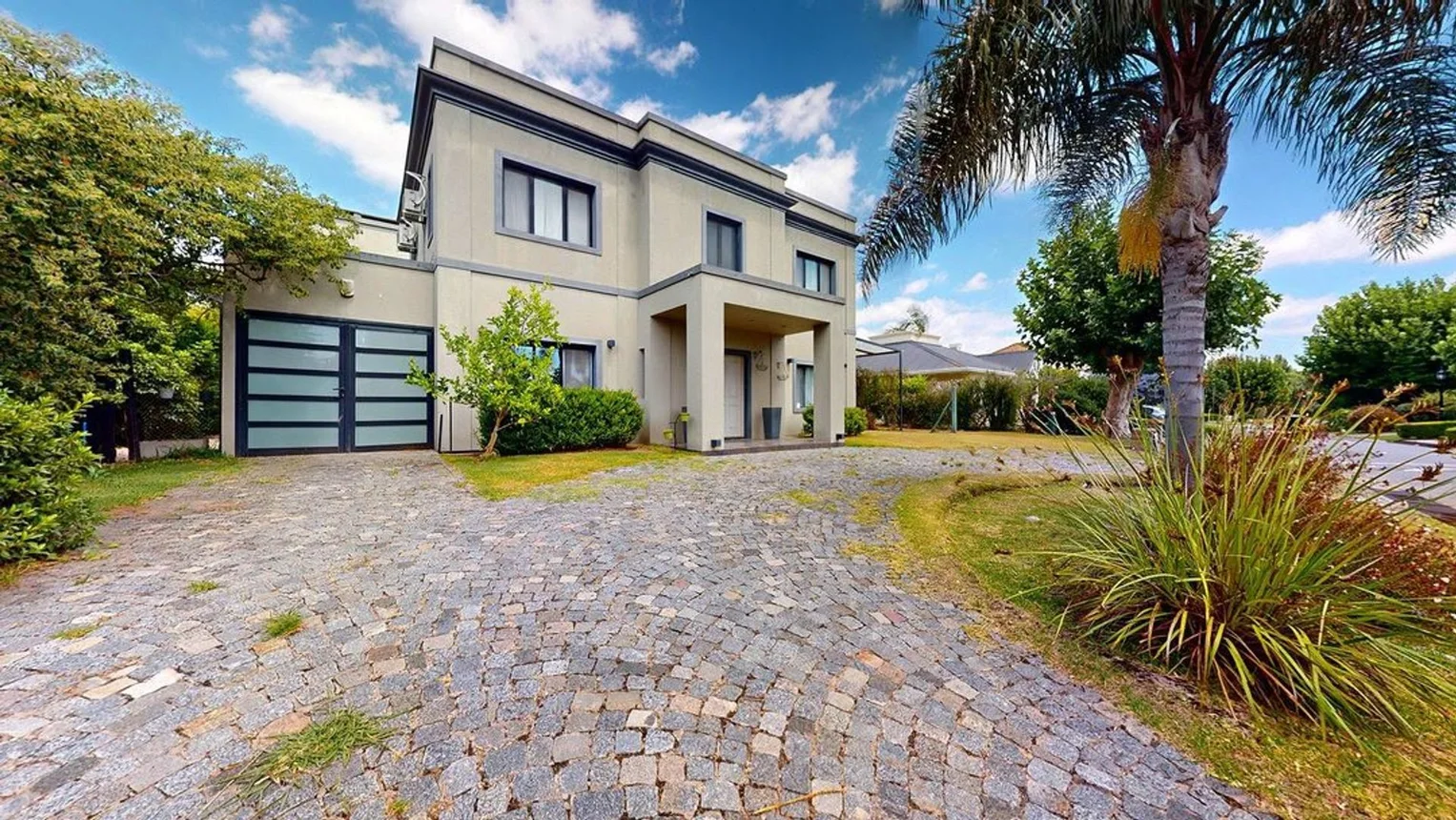 Casa de 4 ambientes en venta en Hudson, Calle 60 100