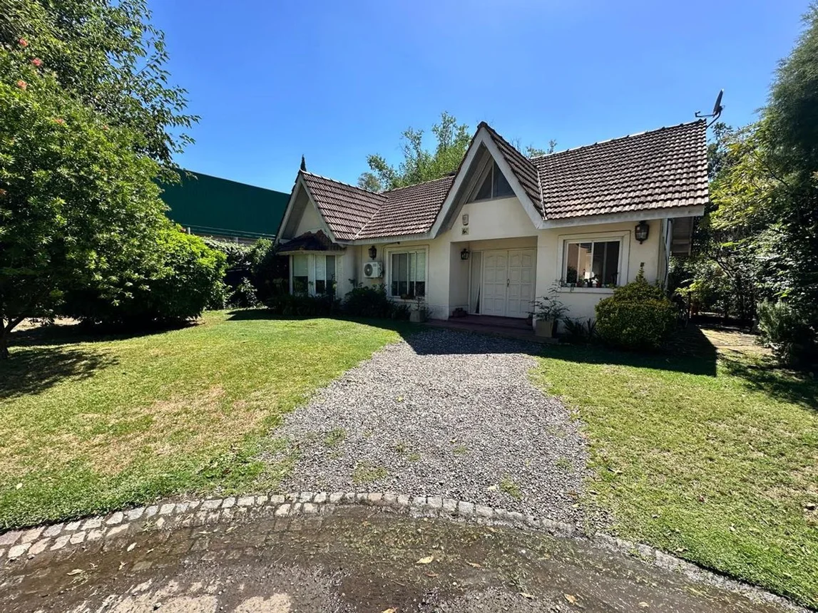 Casa en venta en Hurlingham, foto 2