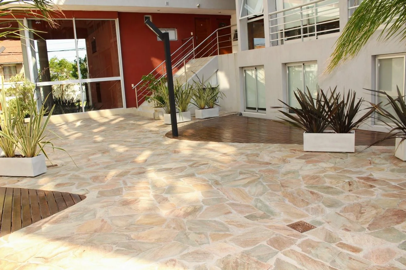 Venta departamento 2 amb. punta mogotes 200 m mar, foto 2