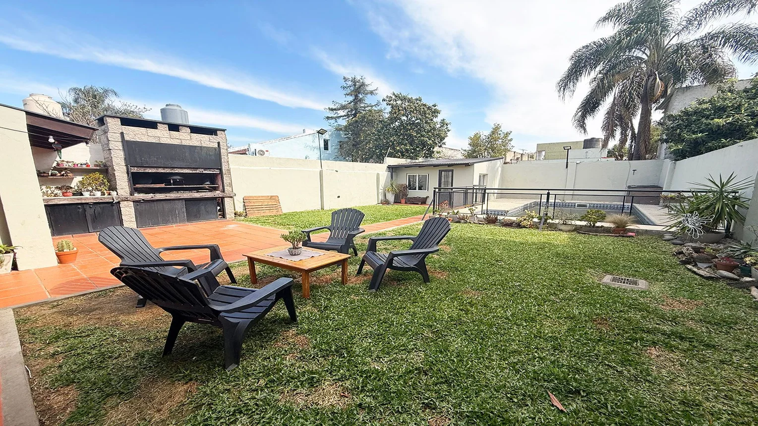 Casa en venta en El Palomar, Chanas 1300