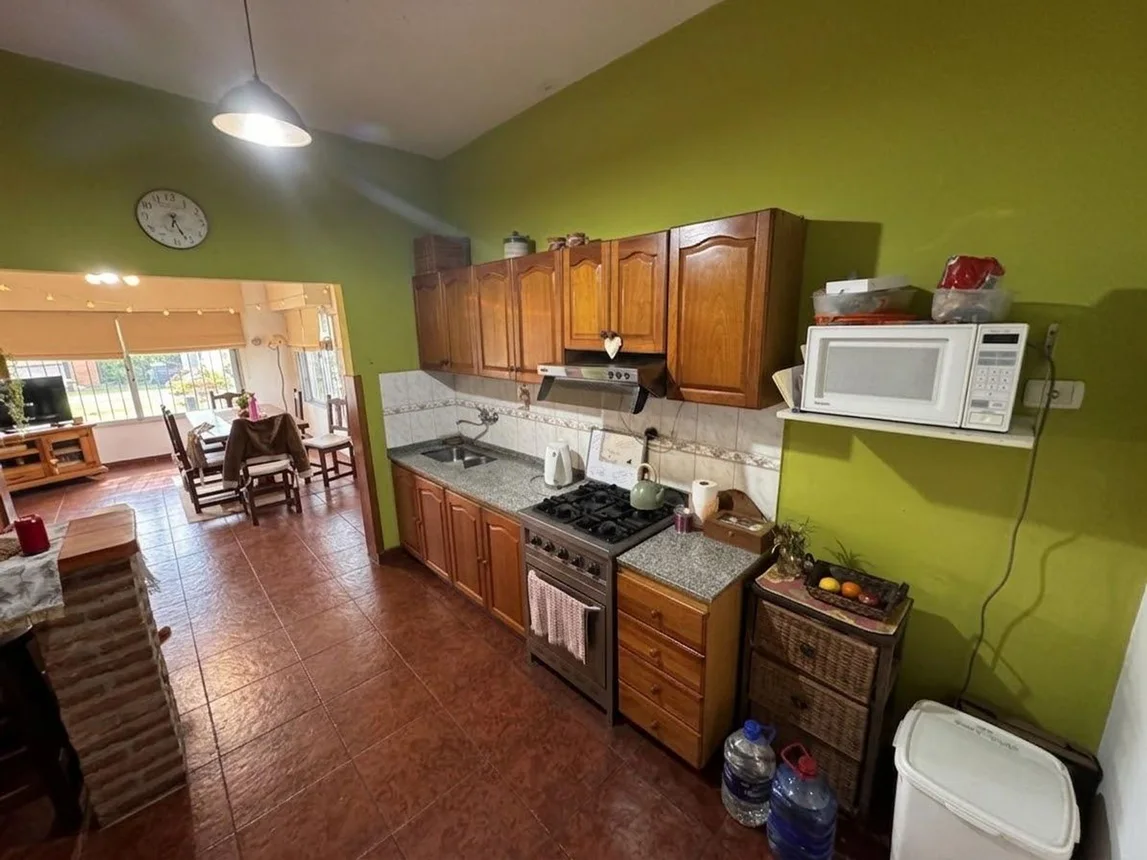 Casa de 3 ambientes en venta en Burzaco, Carlos Guido Spano 900, foto 3