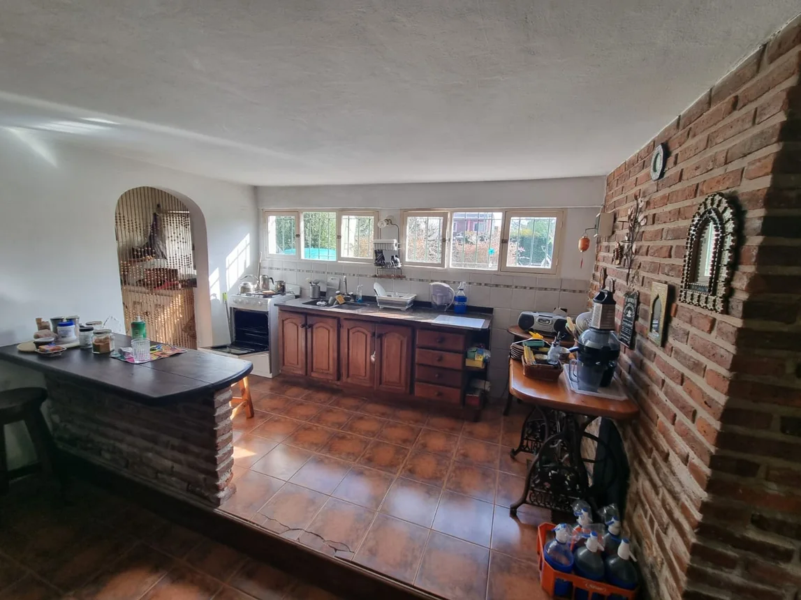 Casa en venta en Manuel Alberti, Los Gladiolos 900
