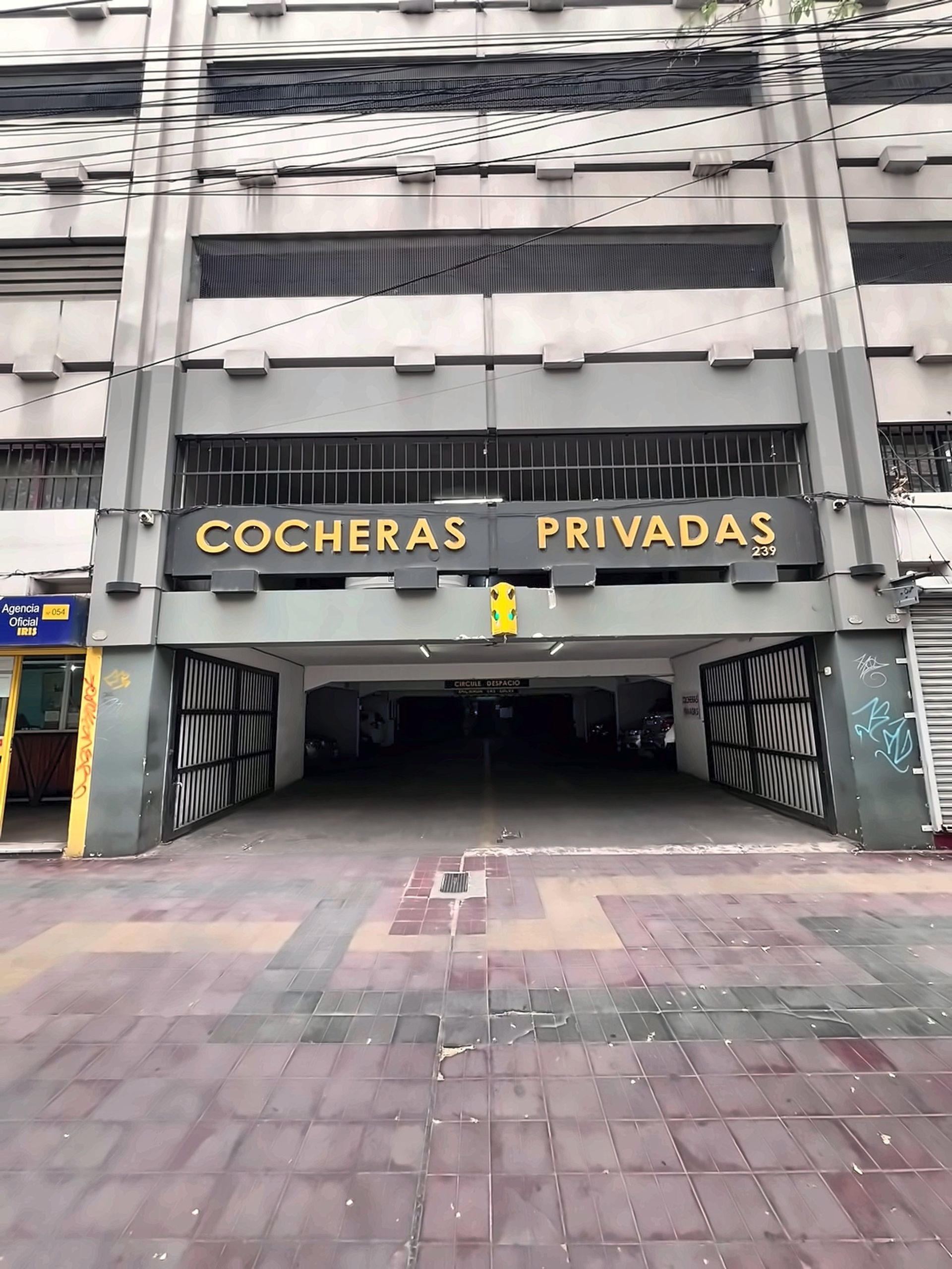 Cochera en Venta –Rivadavia 239, Ciudad de Mendoza