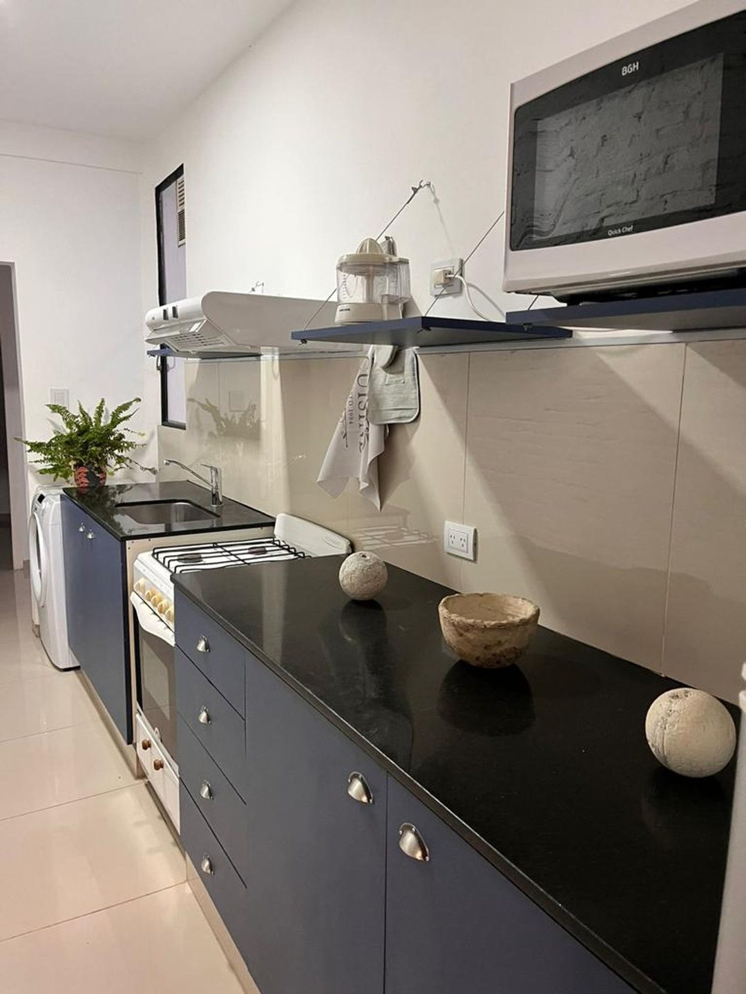 Venta Dpto Nueva Cordoba 3 dorm Amoblado Patio PB